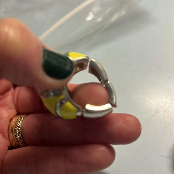 Collection of Enameled Stretch Rings - 5 Rings - Picture 9 of 9